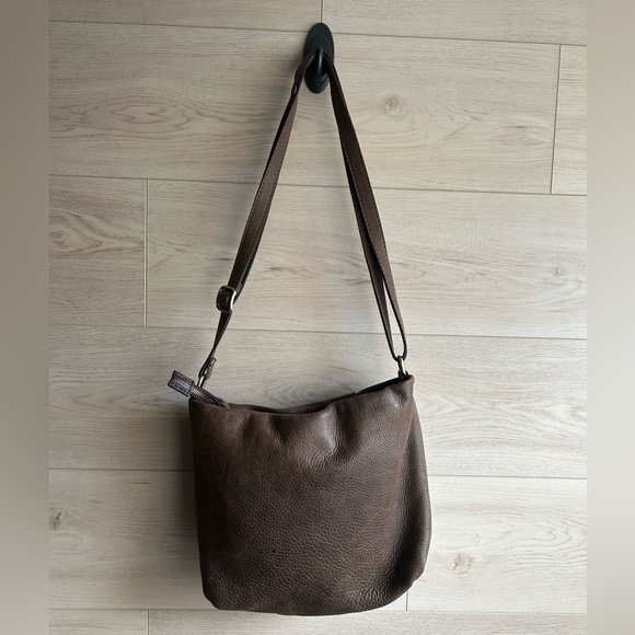 I Medici Brown Italian Leather Messenger Bag - Picture 5 of 8